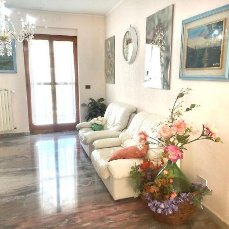 La Vie En Rose Mattinata Apartman Kültér fotó